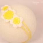 Crochet daisy headband , 6-..