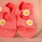 Crochet Baby Hat and sandal..